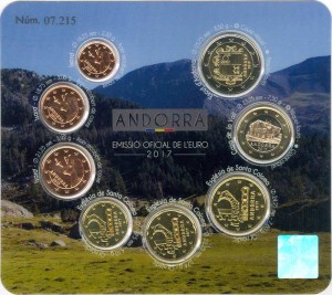 Setze Euromünzen Andorra 2017 (8 Münzen) in eine Blisterpackung